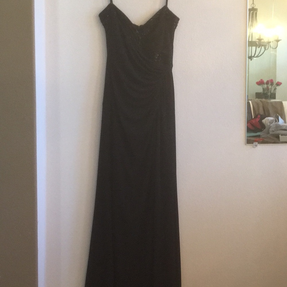 Tadashi Shogi maxi evening gown
